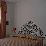 فندق Terranova 3*