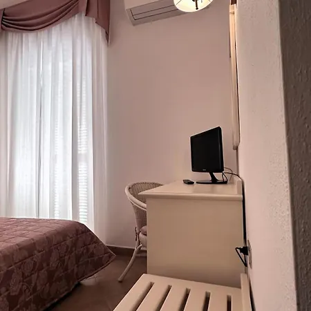 Terranova فندق