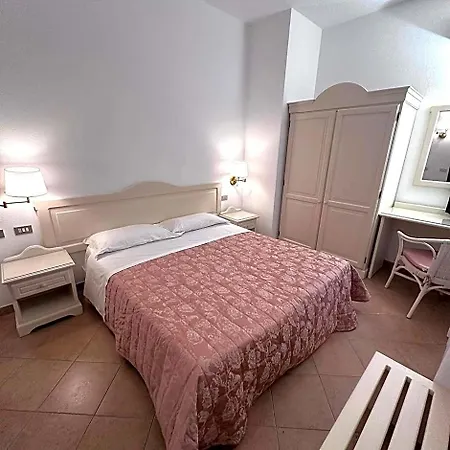 Terranova Hotel 3*